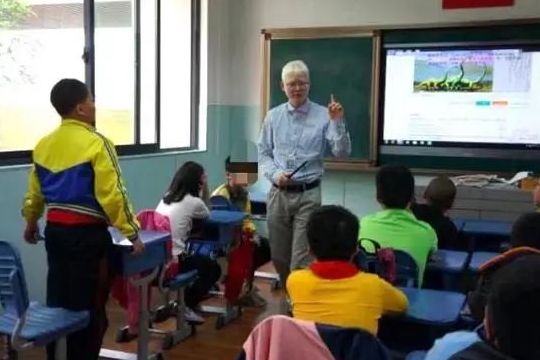 90后特殊教育老師火出圈，“小白老師”守護(hù)“星星的孩子”