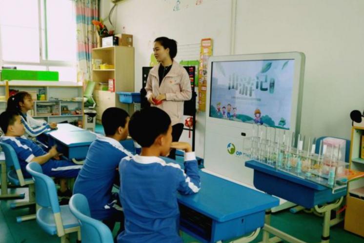 自閉癥兒童融合教育，怎樣協(xié)助孩子適應(yīng)課堂？